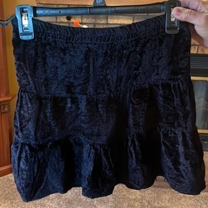 Black velvet skirt, size small
